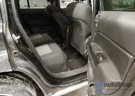 2010 Jeep Patriot Sport z USA, uszkodzony, nr VIN 1J4NF1GB4AD675792